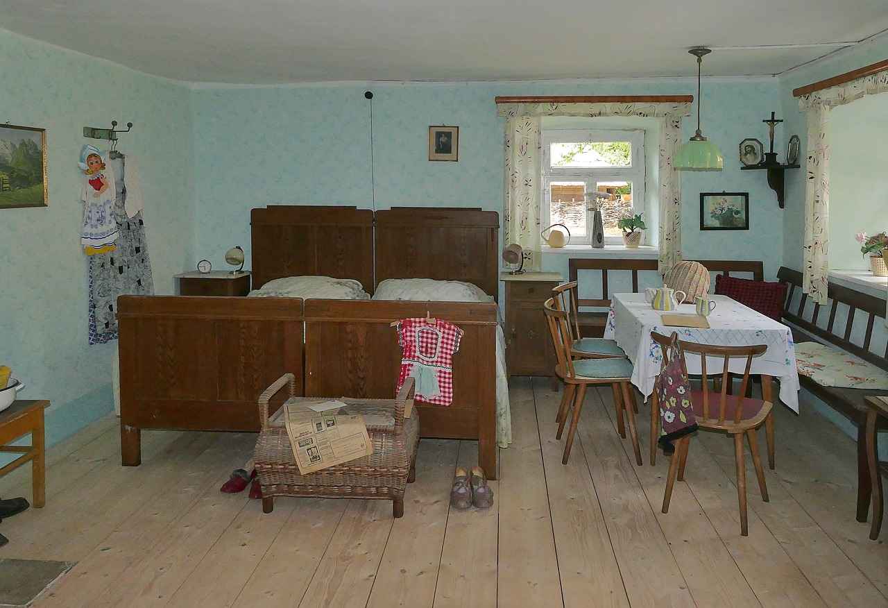 2023 Luxury Bed Design Ideas for a Classy, Sophisticated Bedroom 8 8. Eco-Friendly Materials