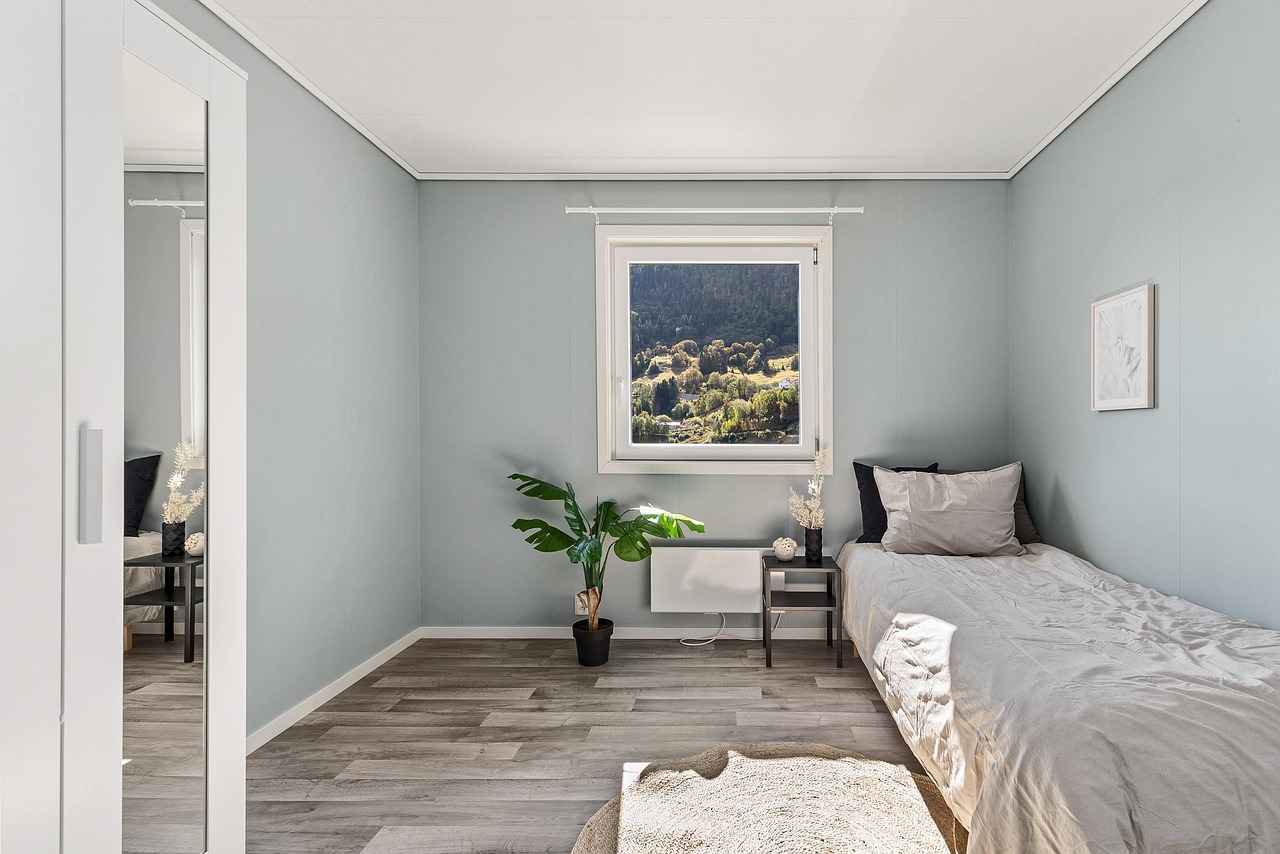 Best Single Bed Design Latest Trends for 2025 1 Minimalist Single Bed Designs