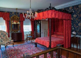 Floating Bed Designs for a Minimalistic Bedroom Look Floating Bed Designs for a Minimalistic Bedroom Look