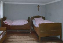 Functional & Stylish Bed and Dressing Table Design Ideas Functional & Stylish Bed and Dressing Table Design Ideas