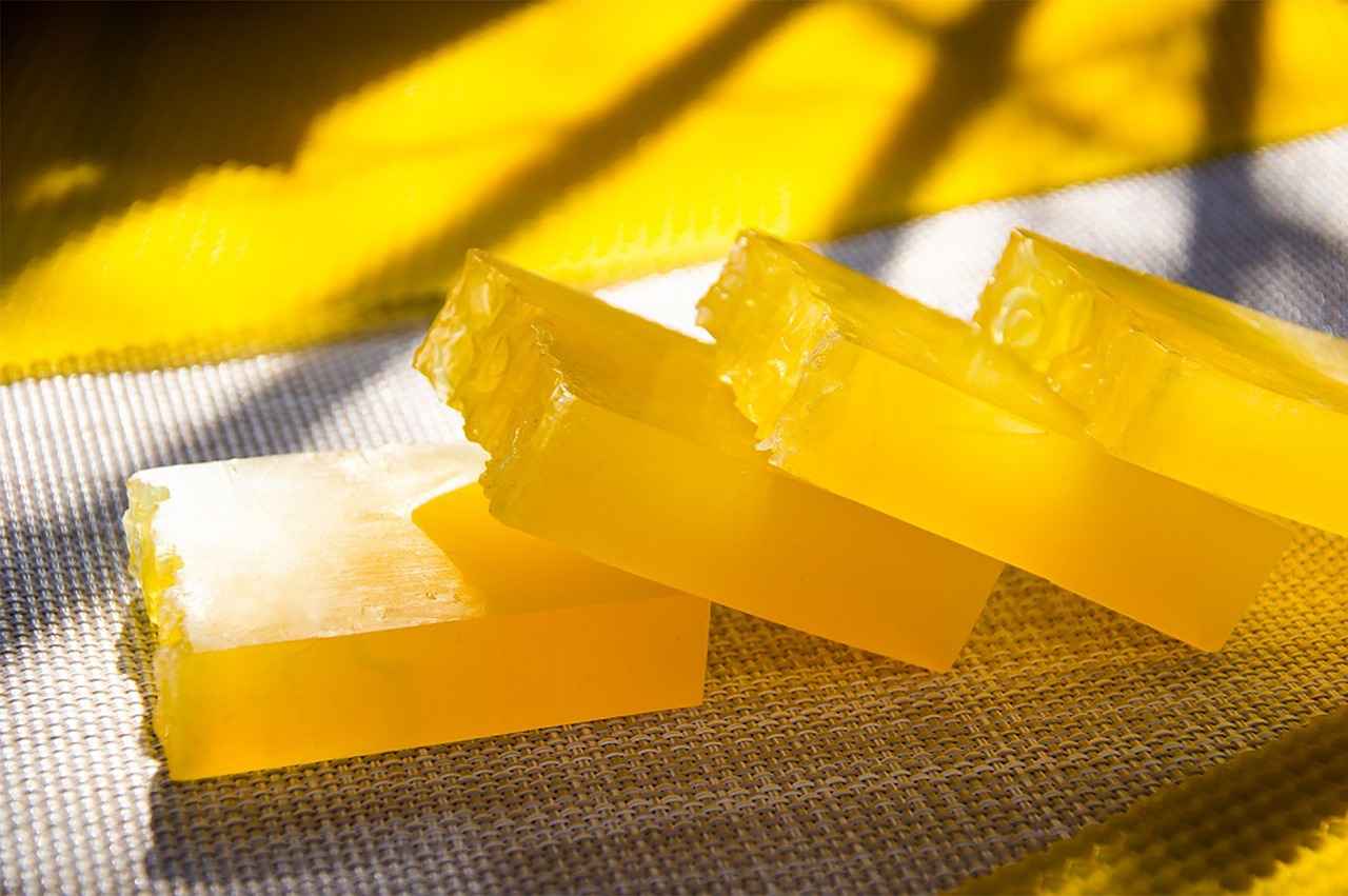 Handmade Wooden Bed Design Ideas for Unique and Timeless Appeal 7 7. Maintenance Tips for Wooden Beds