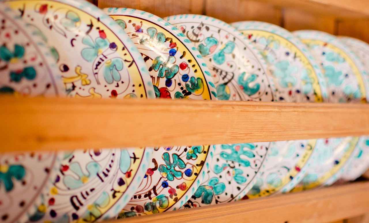 Handmade Wooden Bed Design Ideas for Unique and Timeless Appeal 3 3. Unique Design Styles for Handmade Beds