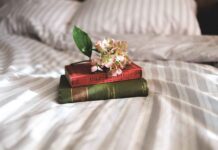 Round Bed Design Ideas for a Unique Bedroom Look Round Bed Design Ideas for a Unique Bedroom Look