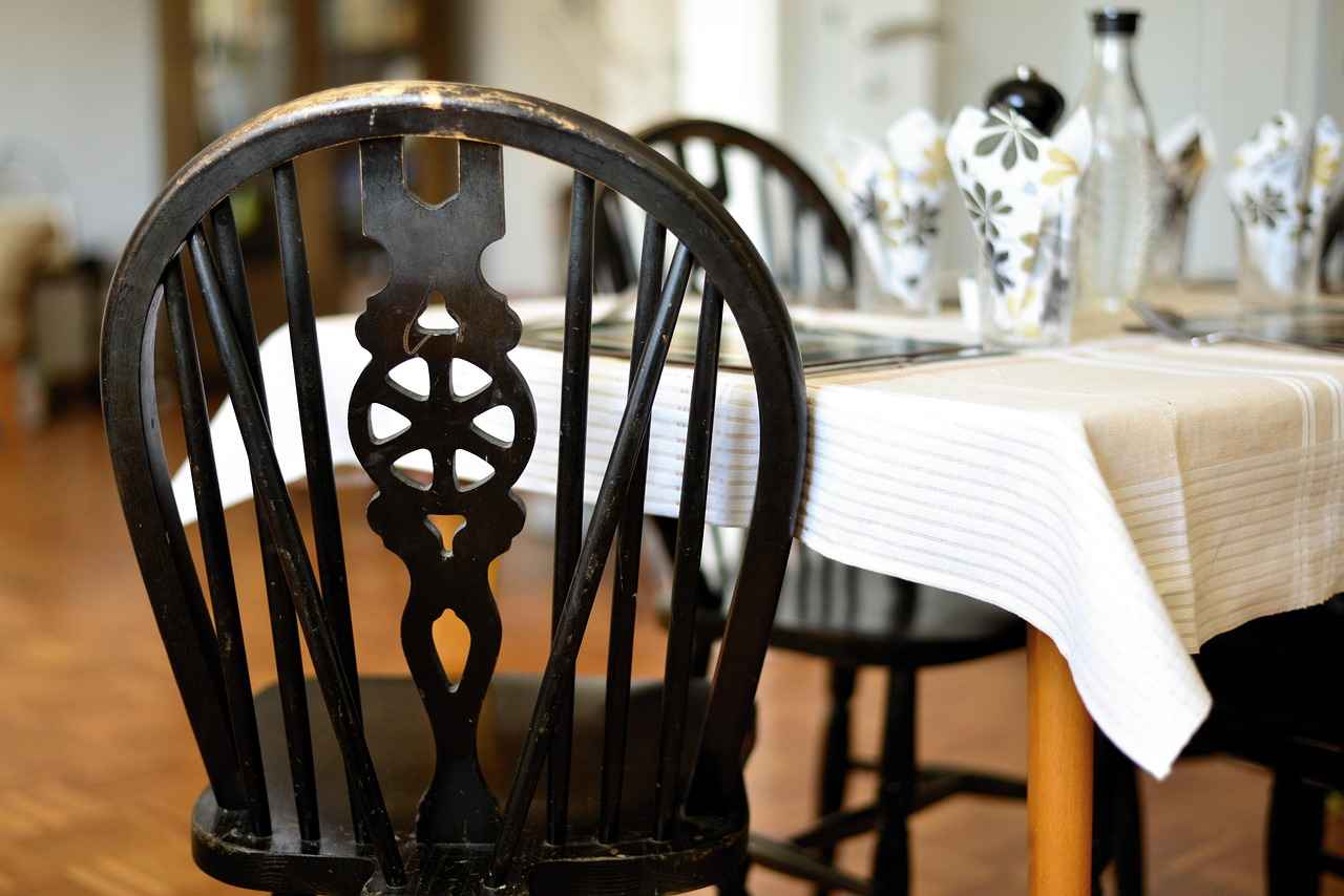 Space-Saving Bed Design with Dressing Table Inspirations 5 DIY Space-Saving Bed and Dressing Table Solutions