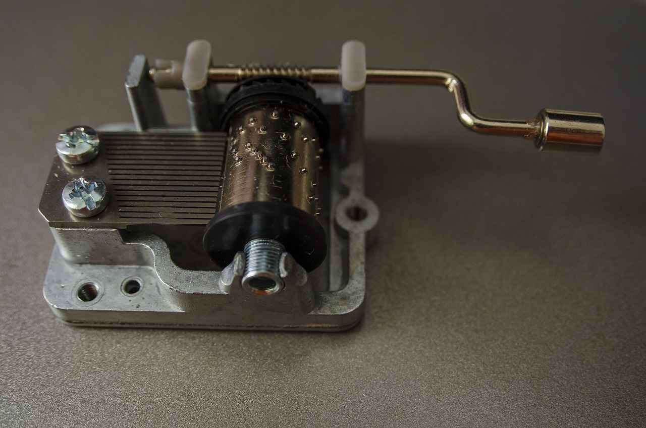 Space-Saving & Modern New Box Bed Design for Small Homes 2 Benefits of Box Bed Designs for Small Homes