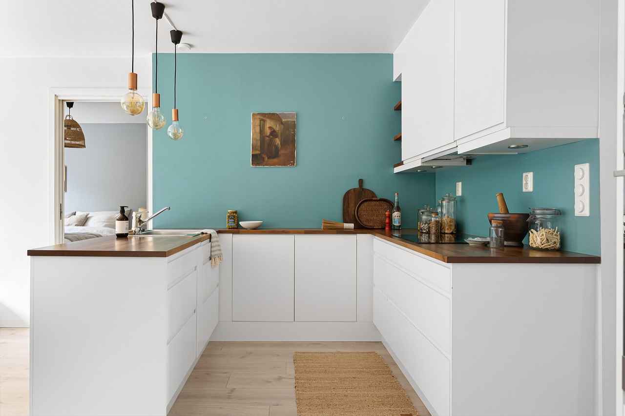 Stunning Beautiful Wooden Bed Design Ideas for a Stylish Bedroom 2 Types of Wood Used in Bed Designs