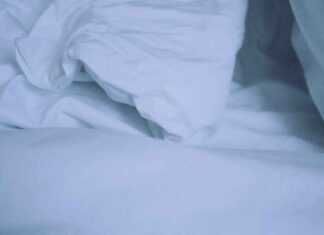 Stylish Wooden Bed Design Ideas for a Natural, Cozy Feel Stylish Wooden Bed Design Ideas for a Natural, Cozy Feel