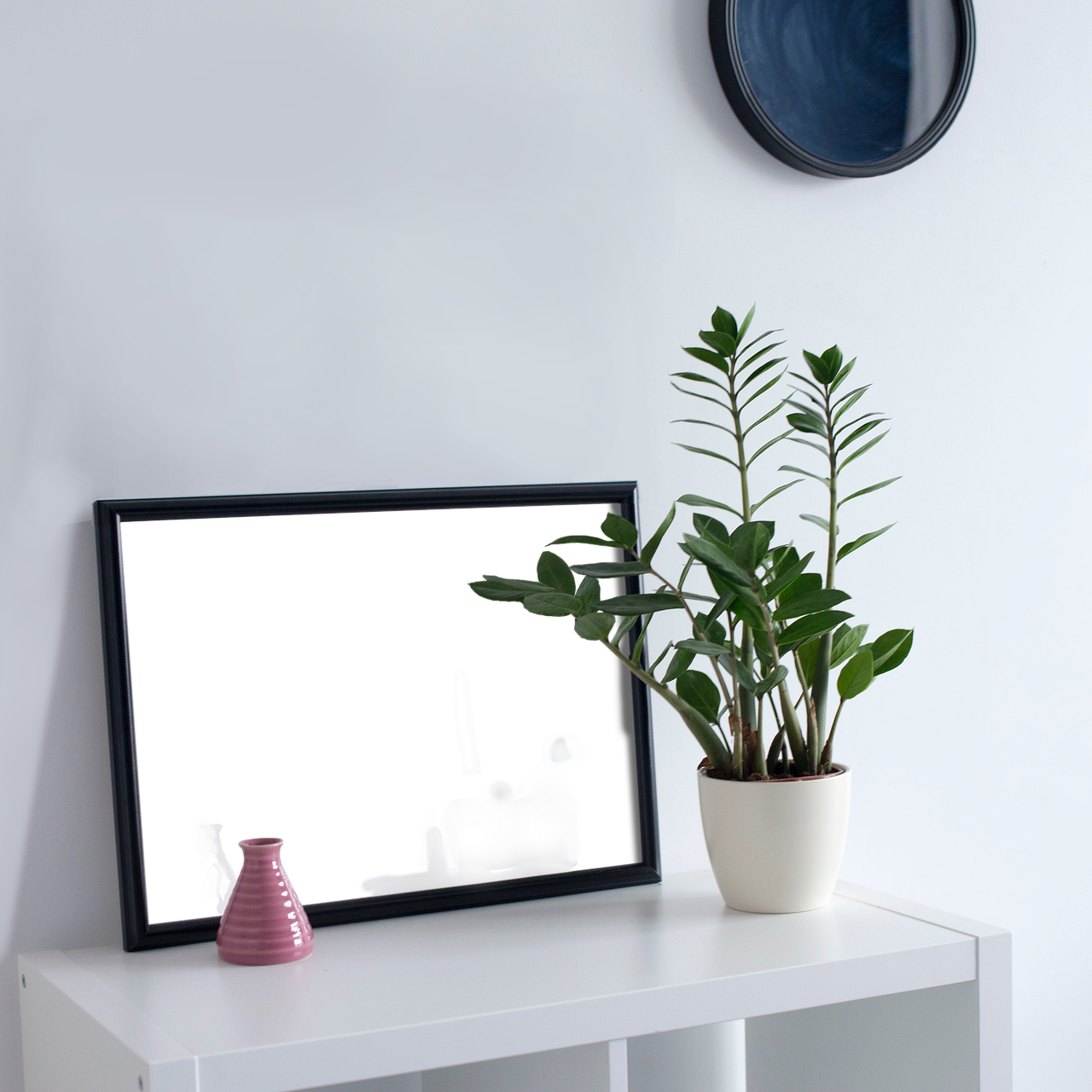 The Best Bed Design Ideas for a Small Guest Room 11 11. Seasonal Adjustments for Versatility