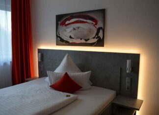 Trendy Bed Back Design Ideas for Modern Bedrooms Trendy Bed Back Design Ideas for Modern Bedrooms